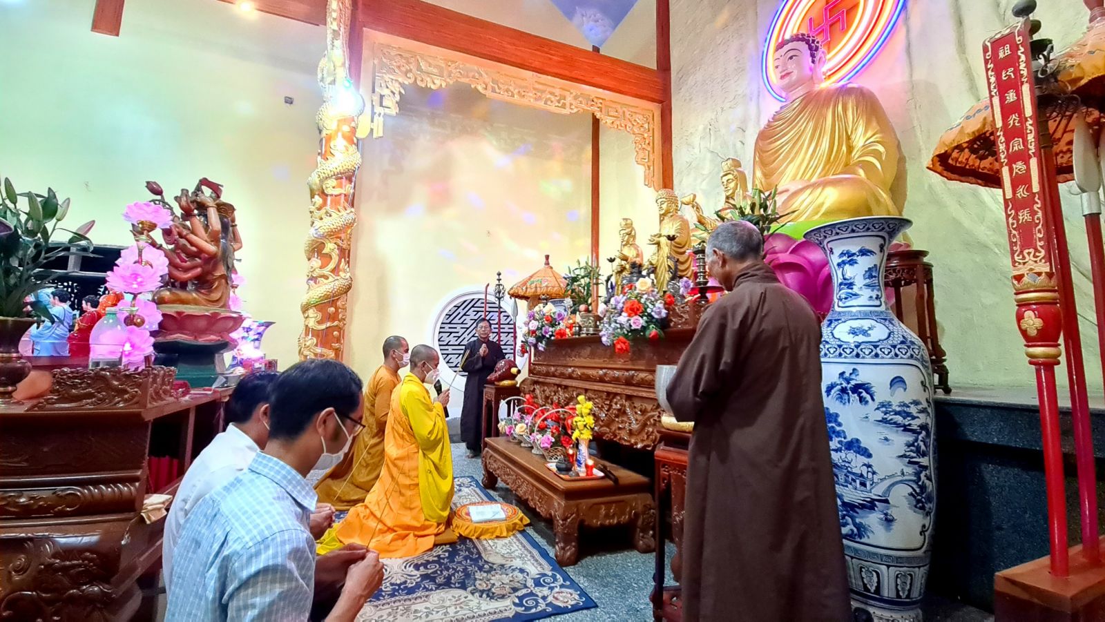 Cư Jut - Chùa Phước Sơn trang nghiêm tổ chức Đại lễ kỷ niệm Phật thành đạo