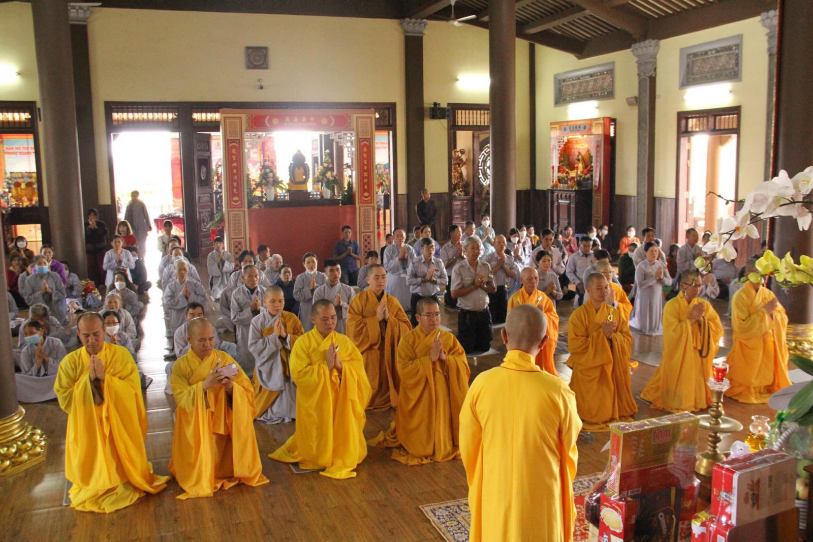 Ban Trị sự PG huyện Đắk R'Lấp đảnh lễ và chúc tết Trưởng Ban Trị sự Phật giáo Tỉnh Đắk Nông, phòng PA02 Công an tỉnh và Ban Tôn Giáo tỉnh Đắk Nông.