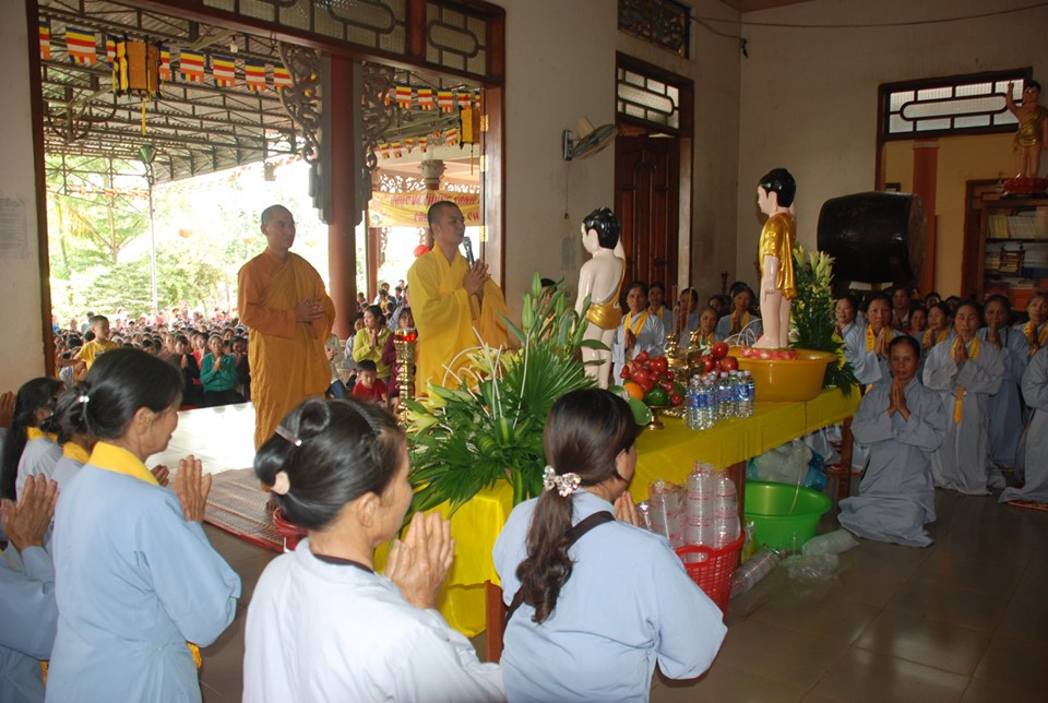 Ban Hoằng Pháp tỉnh thuyết giảng mùa Phật Đản tại Chùa Phước Quang Đak Song
