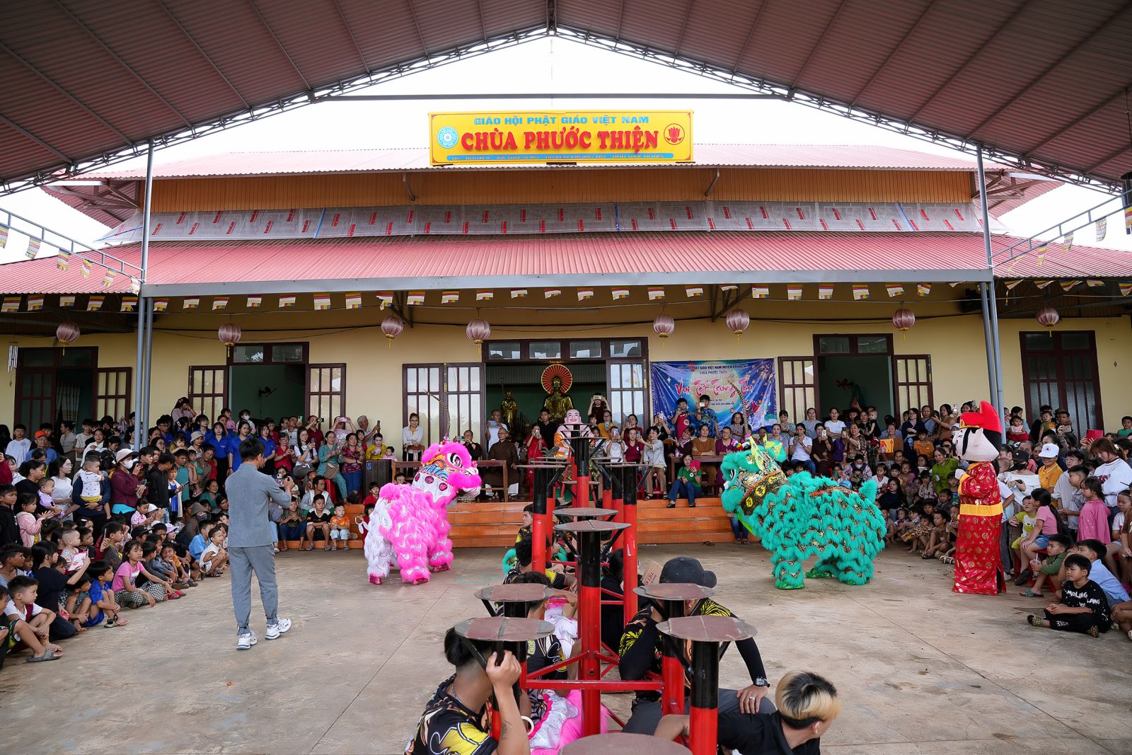 Krông Nô – Chùa Phước Thiện tổ chức Tết trung thu cho thiếu nhi.