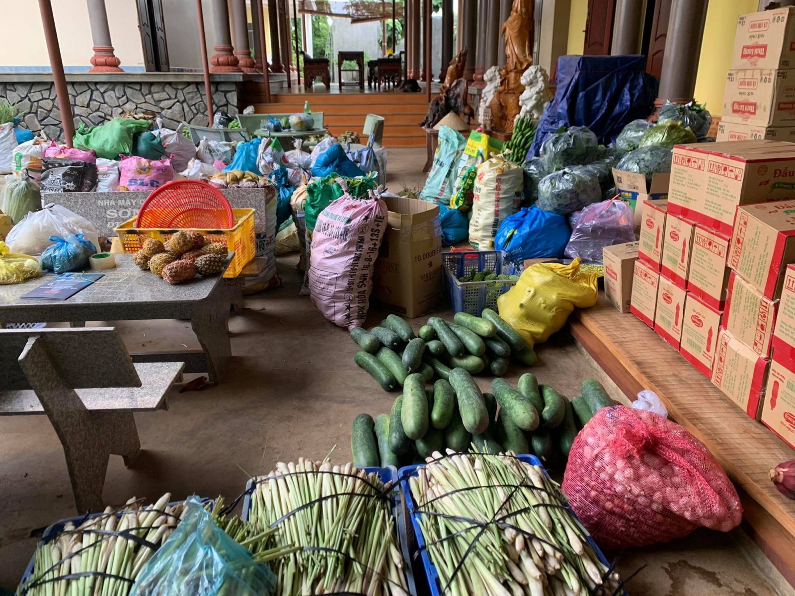Phật giáo huyện K'Rông Nô ủng hộ 10 tấn nông sản cho bà con vùng dịch