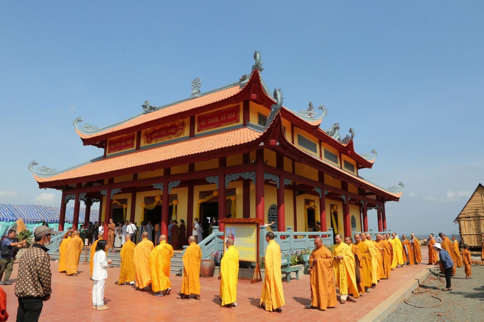 Tuy Đức: Trang nghiêm lễ An vị Phật tại chùa Huệ Long
