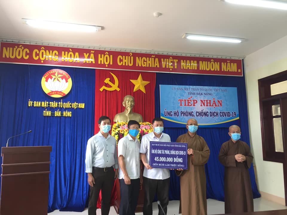 BTS tỉnh Đắk Nông ủng hộ 45 triệu đồng cho chương trình phòng chống dịch bệnh covid 19