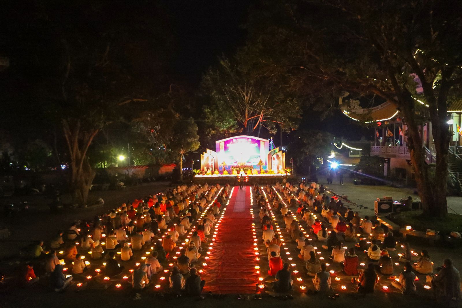 Trang nghiêm tổ chức Đại lễ Phật Thành Đạo tại chùa Pháp Hoa (TP. Gia Nghĩa).