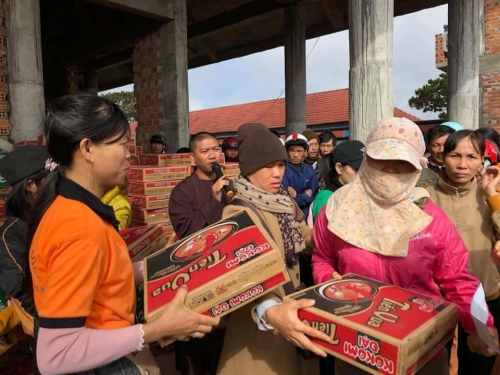 BTS Phật giáo huyện Đắk Song trao 1150 phần quà tết cho người nghèo