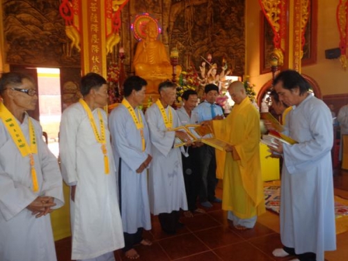 Các Đạo tràng tu tập huyện hội Phật giáo Đăk RLấp tổng kết Phật sự năm 2012