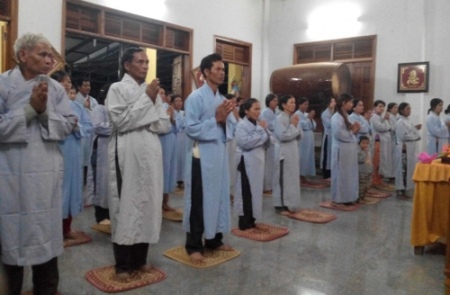 Chùa Phước Điền quy y cho 50 người đồng bào nhân lễ vía Phật Di Đà
