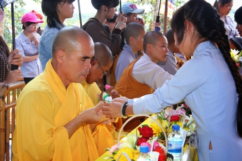 Niệm Phật đường Phước Viên mừng lễ Vu Lan
