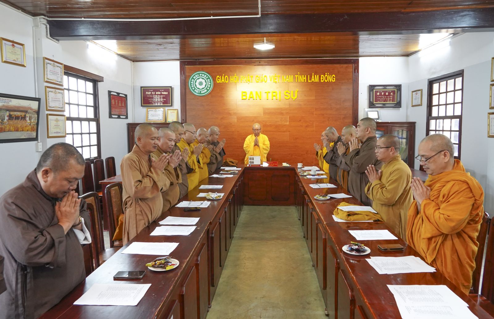 Phiên họp Thường trực đầu tiên hiệp thương nhân sự trưởng các ban chuyên môn trực thuộc BTS GHPGVN tỉnh Lâm Đồng sau sáp nhập