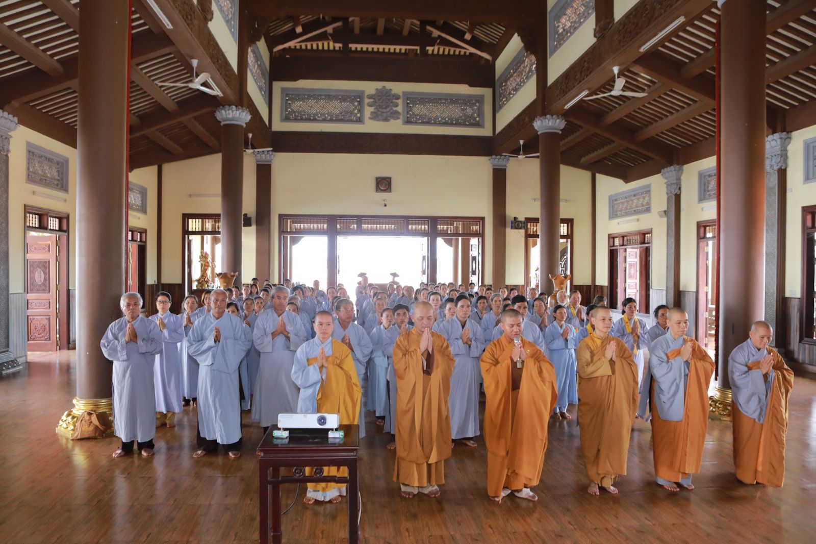 Đắk Song: Ban Trị sự Phật giáo huyện cúng dường 4 Trường hạ tại tỉnh Đắk Nông