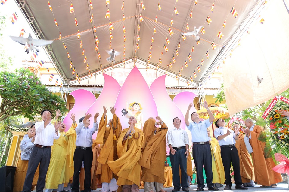 Ban trị sự Phật giáo huyện Cư Jut tổ chức Đại lễ Phật Đản 2019