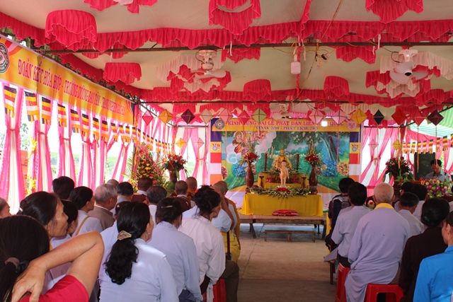 Đạo tràng Phước Đức huyện Cư Jut lần đầu tiên tổ chức đón mừng Phật Đản.