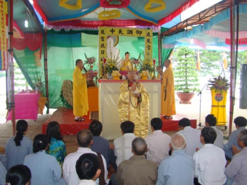 Tính Văn hóa và nhân bản của đạo Phật thể hiện qua nghi lễ