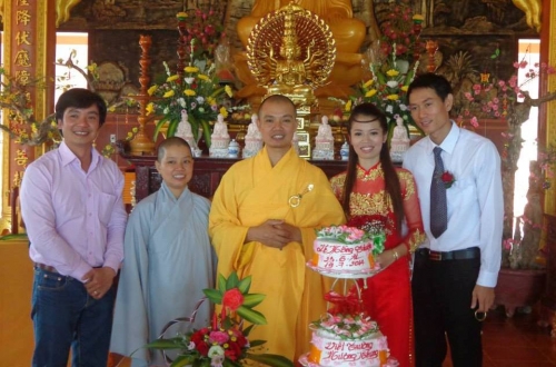 Chùa Hoa Khai lễ Hằng thuận cho Phật tử Hương Nhung - Viết Trường